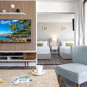 Apartment Aloha Vibes With Ocean Views, Near & Parking!, Honolulu